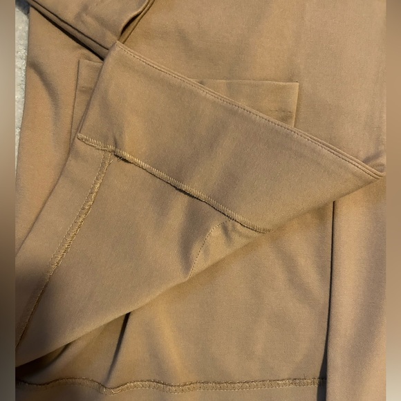Women’s blazer, size M, color tan - Picture 3 of 7